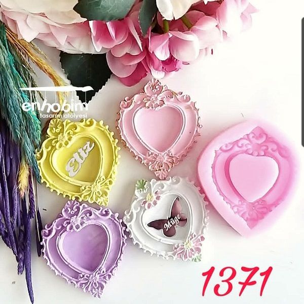 Magnet kalp çerçeve