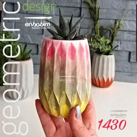 Uzun geometri saksı silikon kalıp