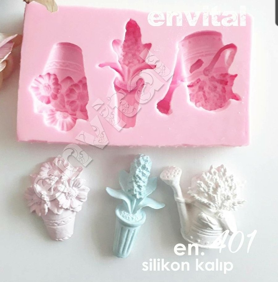 Vazoda çiçekler silikon kalıp