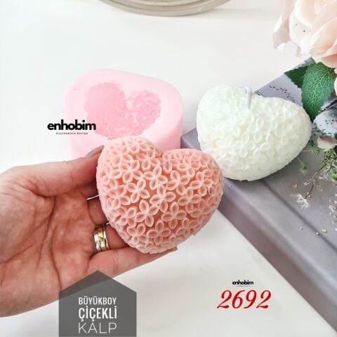 Büyük Boy Çiçekli Kalp Mum Silikon Kalıp