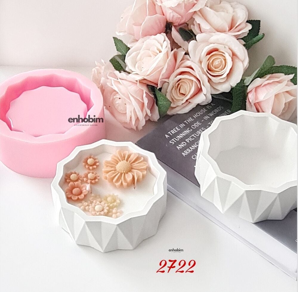 Geometrik Dikey Desenli Saksı silikon kalıp