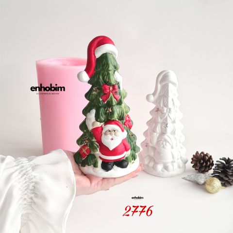 Yılbaşı Noel Baba Büyük Çam Ağacı