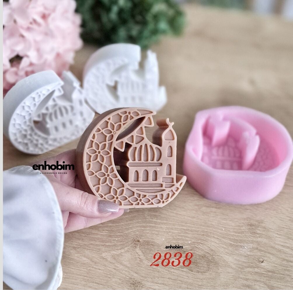 Ramazan Temalı Hilal Form Mescit Etnik Desenli Mum